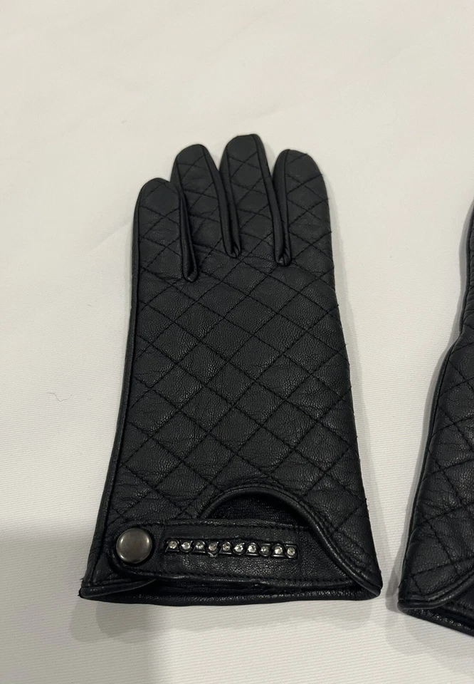 Marciano Ladies Gloves Black Size Small 100% Genuine Leather NWOT Gloves. - Image 4 of 4