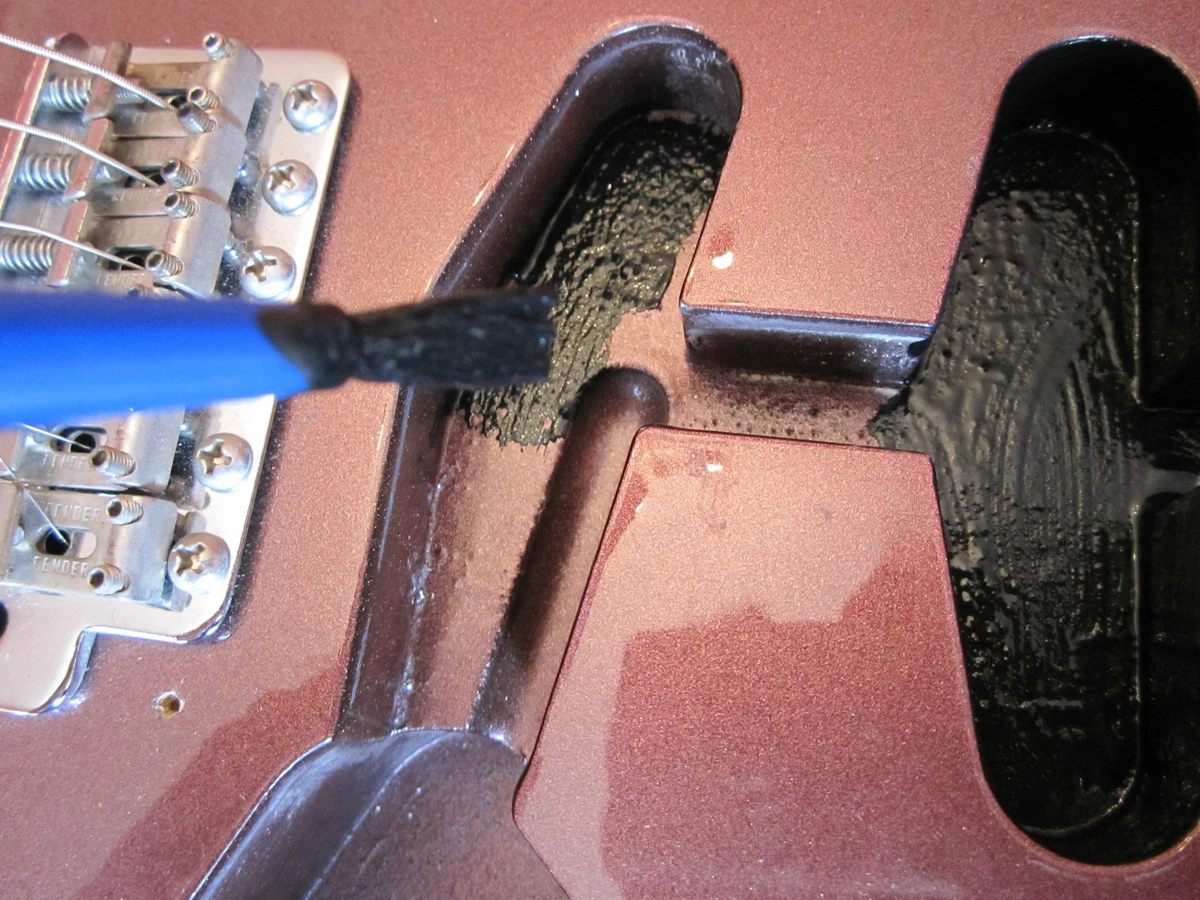 GUITAR SHIELDING KIT CONDUCTIVE GRAPHITE PAINT COPPER FOIL PICKGUARD SHIELD