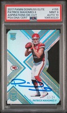 PATRICK MAHOMES SIGNED 2017 PANINI DONRUSS ELITE DIE-CUT RC /24 PSA 9 AUTO 10
