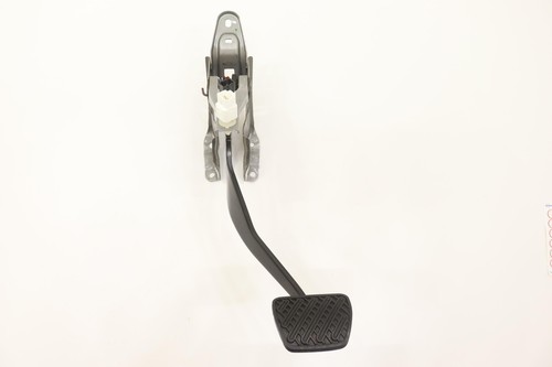 2017 - 2024 NISSAN TITAN BRAKE FOOT STOP PEDAL W/ SENSOR & BRACKET OEM