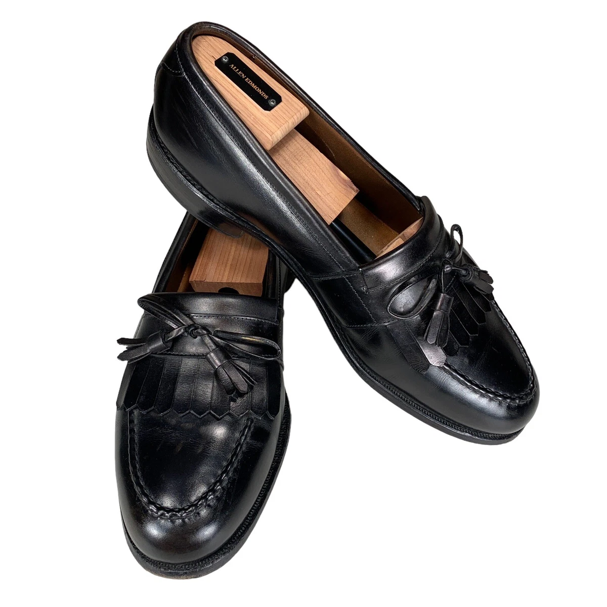 Kiltie shop tassel loafers