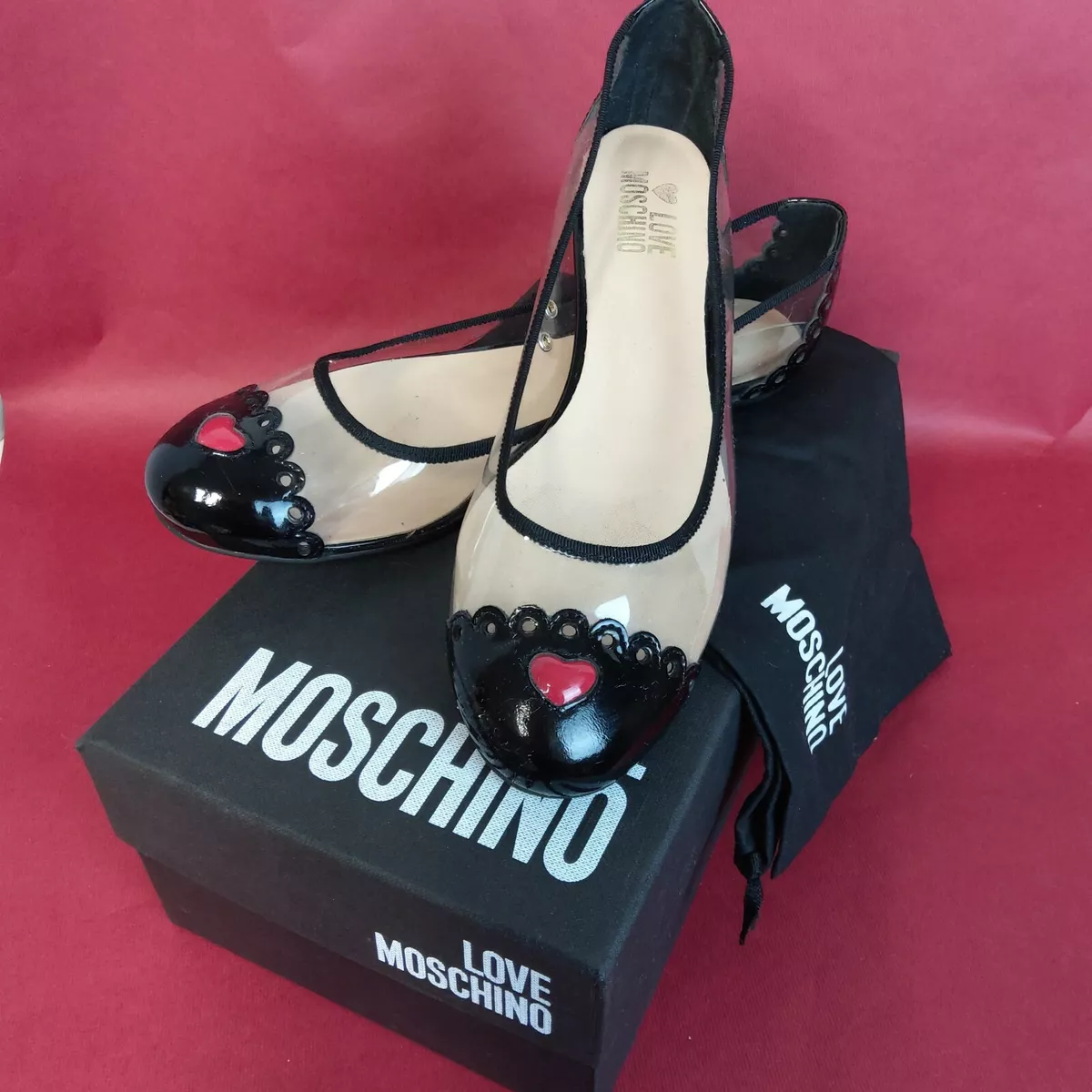 Love moschino sale ballet flats
