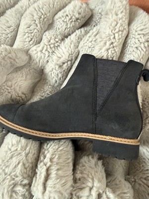 Toms Black Leather Ankle Boots Women s Size 8 Flats New Condition
