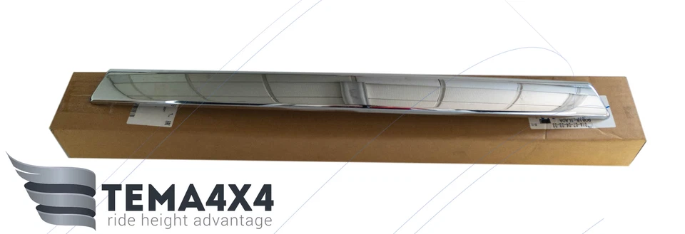 Moldura cromada para puerta trasera genuina OEM para Infiniti QX80 56 90818-1LA0A Foto 2 de 4