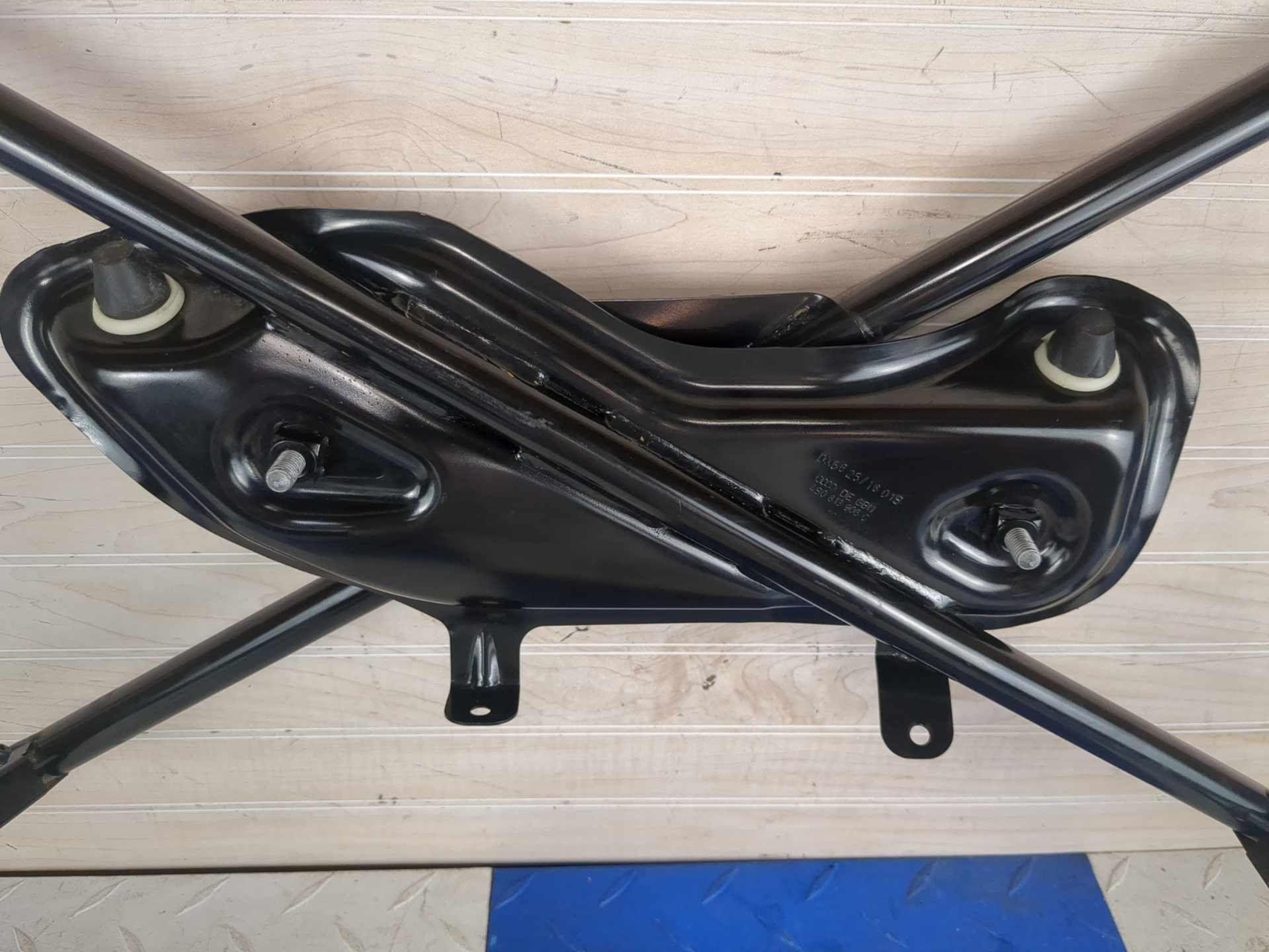 2017-2023 Audi R8 - OEM Rear Reinforcement Bracket 4S0813906C 19k Mi CLEAN