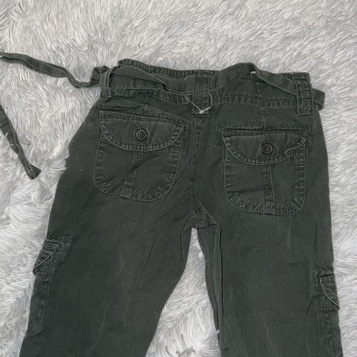 Khaki green belted pants girls size 5 faded glory adjustable waist - Picture 3 of 6