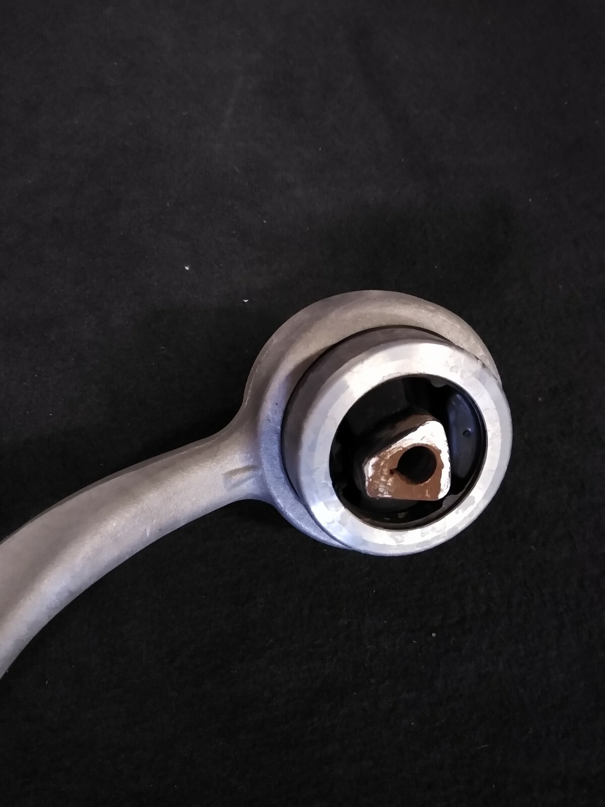 Original Rolls Royce Phantom Lower Forward Right Control Arm/Wishbone 3112040926