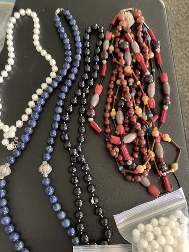 Vintage To Now Wearable Necklace Lot Apx 68 PCs t Apx 7 Pounds - Picture 7 of 16