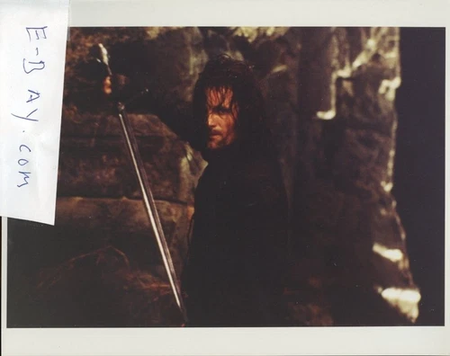 PETER JACKSON'S LORD OF THE RINGS VINTAGE 1990S  8X10   PHOTO  B5908