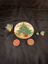 Mini Vintage Christmas Holiday Themed Tea Set Ceramic Made In China 7 Pieces