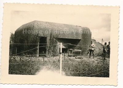 136127: Foto eines eroberten Bunkers der Maginot-Linie