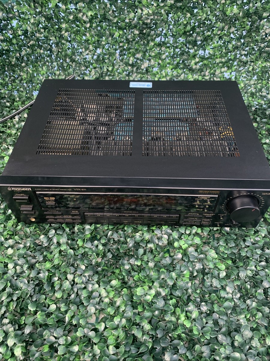 Pioneer VSX451 Audio Video Stereo Receiver Works and Sounds Great