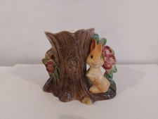 Hornsea Pottery Vintage Fauna Royal Posy Vase. Chip On Side. 10x9cm.
