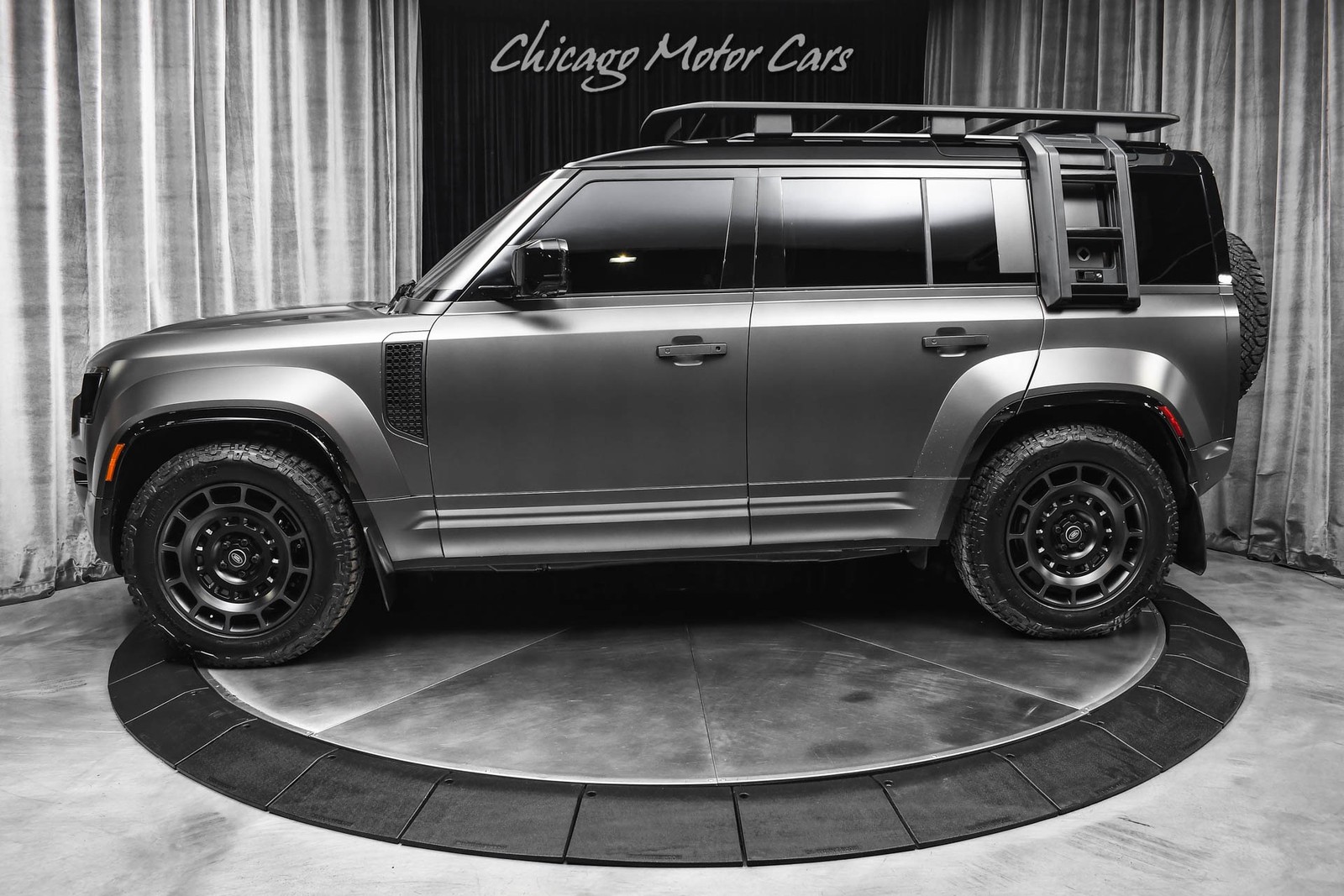 2025 Land Rover Defender P635 OCTA $161k+MSRP Diamond...
