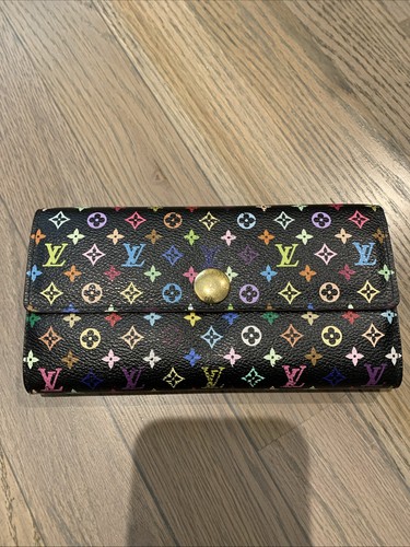 Authentic Louis Vuitton X Murakami Monogram Multicolor Sarah Wallet