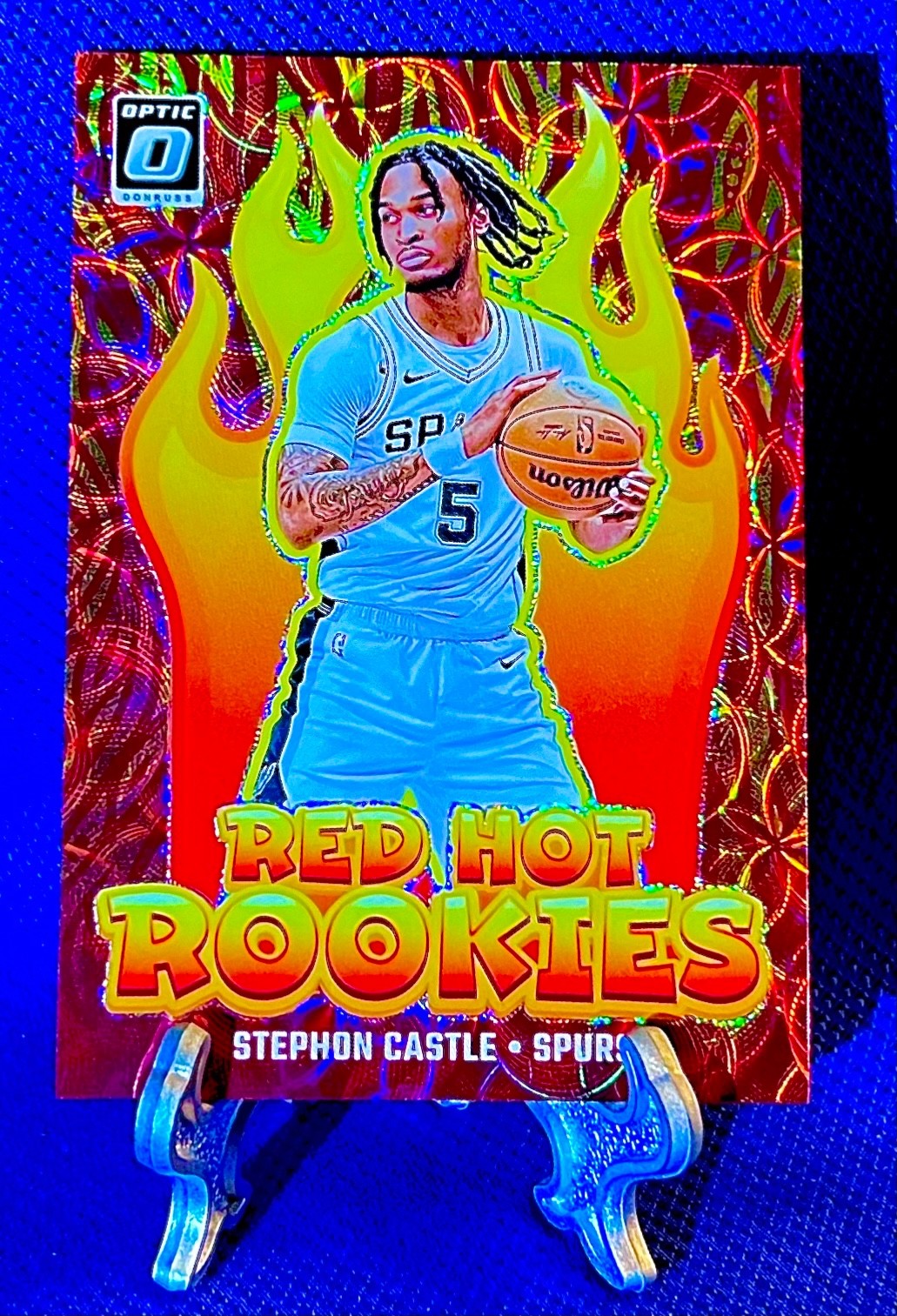 Stephon Castle 2024-25 Optic Red Hot Rookies Red Gold Scope Prizm #/99 #13 Spurs
