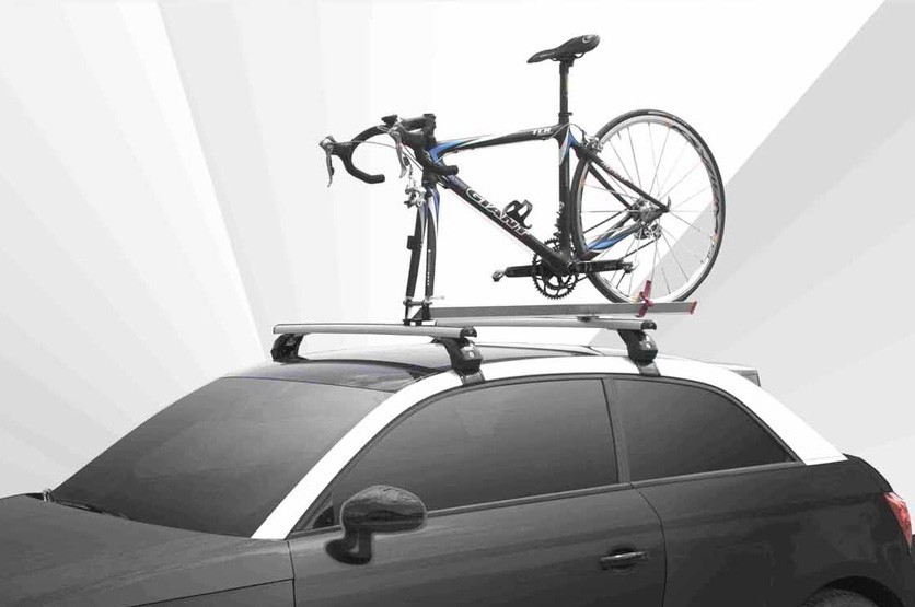 Portabici da tetto per barre portatutto bici da corsa in alluminio foto 2