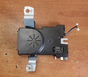 AUDI A3 2009 8P ANTENNE VERSTÄRKER BOOSTER MODUL 8P4035225D