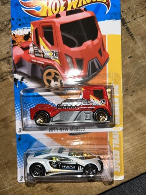 Hot Wheels!!  Speed Trap/Rennen Rig!! 2011 New Models