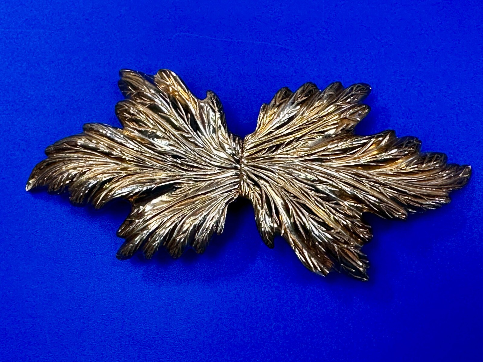 Detailed Leaf Two Piece Interlocking Vintage Gold… - image 5