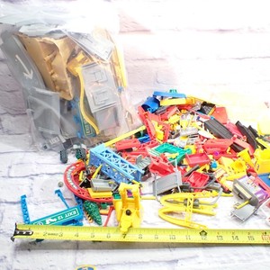Hot Wheels City Service Accessories Lot 1:64 Playset Parts Signs Multicolor