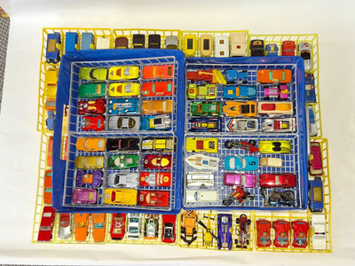 Gr. Konvolut Matchbox,Corgi,Hot Wheels und andere 144 Stück
