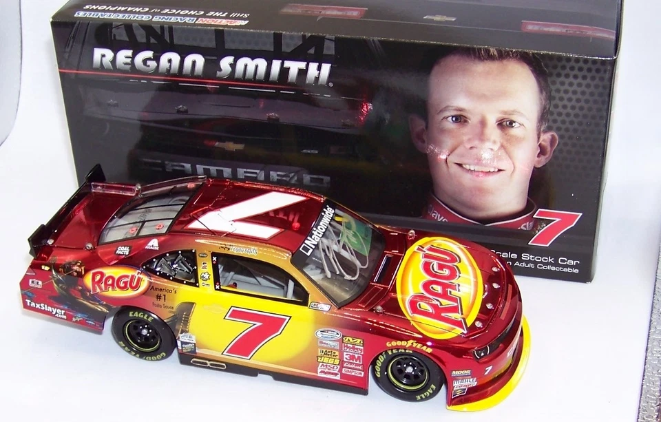 1:24 Acción 2014 #7 Ragu Jrm Camaro Regan Smith Color Cromo Autografiado 1/72 Foto 3 de 4