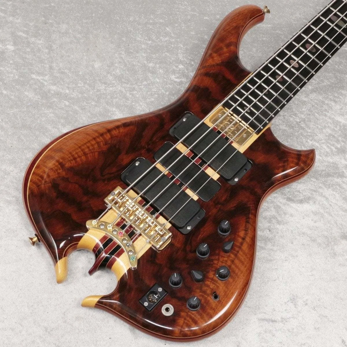 Preços baixos em Alembic Guitarras Baixo de 5 Cordas | eBay