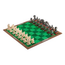 Minecraft Chess Set Overworld Heroes Vs. Hostile Mobs 45 x 45 Cm Noble Collectio