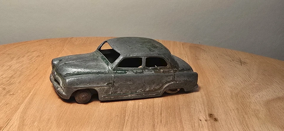 Dinky Toys 24U 24 U Simca 9 Aronde S044-13 - Bild 2 von 4