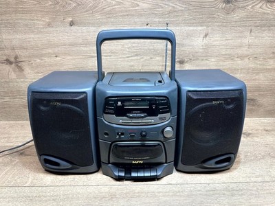 Y2K Sanyo MCD-S735F Stereoanlage CD Player AM/FM Kassettenrecorder Lautsprecher