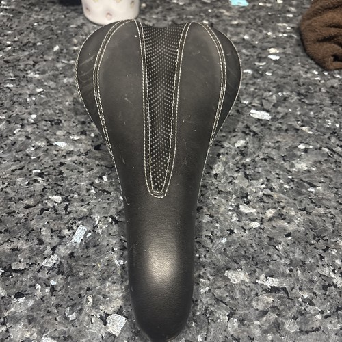 WTB Pure V Black Synthetic Mountain Bike Saddle Seat with Rails