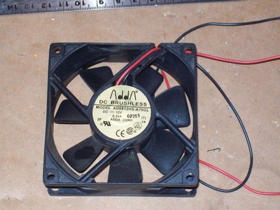 NEW 2PC AD0812HS-A70GL FAN 12VDC 250ma 23W 38.6 CFM 80SQx25mm 3010 RPM P407