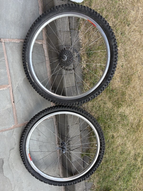 Mavic D521 Wheels 26. Lx Front Hub, Goldtec Rear. Tioga Tyres