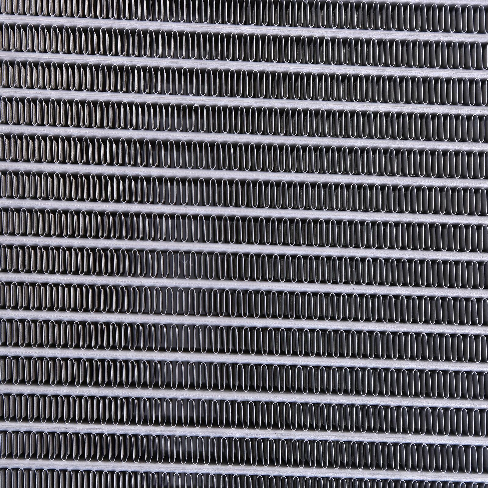 670109996 Radiator For Maserati Levante 3.0L 2017-2020