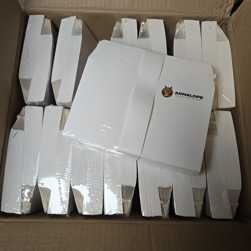 25 Armalope Shipping Envelopes Sports & Gaming Cards Top Loaders & Card Saver 1 - Picture 2 of 4