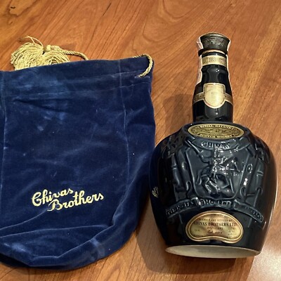 Vintage Royal Salute Scotch Whiskey Bottle Chivas Brothers Wade England w Bag