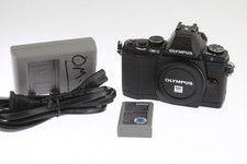[EXC] Olympus OM-D E-M5 16.1MP Mirrorless Cam...