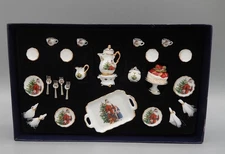 Reutter Porzellan Santa Claus Tea Dessert Dish Set Dollhouse Miniature 1:12