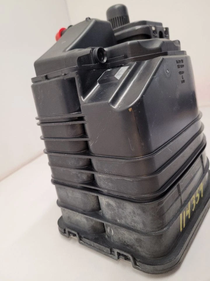 2011 BUICK LACROSSE Fuel Vapor Canister Foto 3 de 4