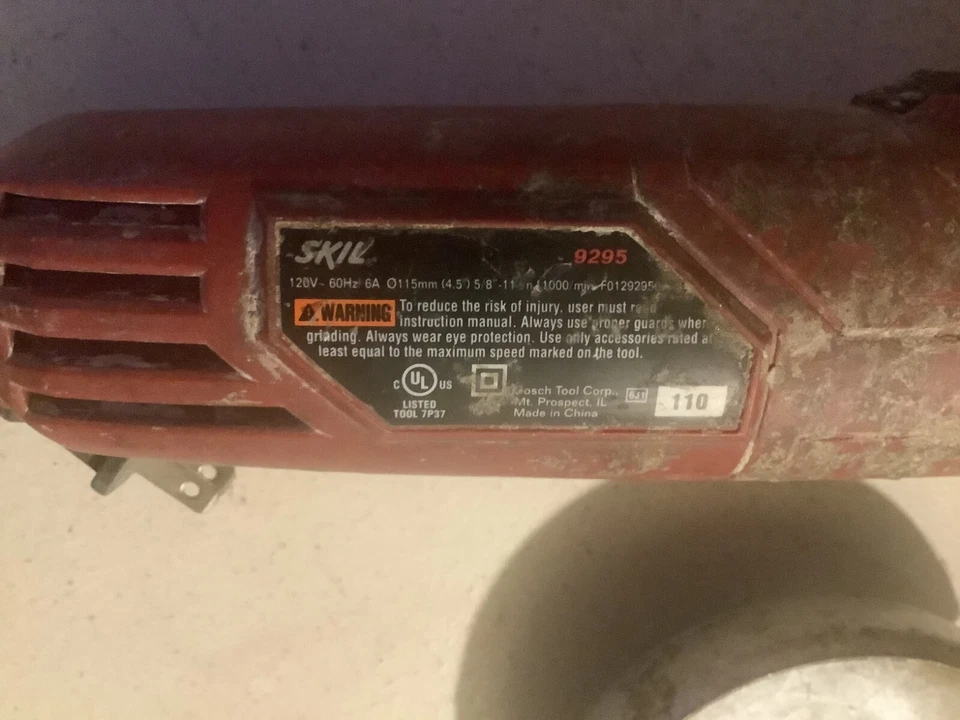 Amoladora eléctrica Skil 9295 6 amperios agarre de barril amoladora eléctrica con cable 4 1/2" funciona Foto 4 de 4
