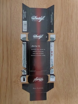 opened empty cigarette hard pack--84 mm-Germany-Davidoff