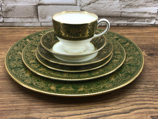 6 Piece Place Setting - Wedgwood Florentine W...