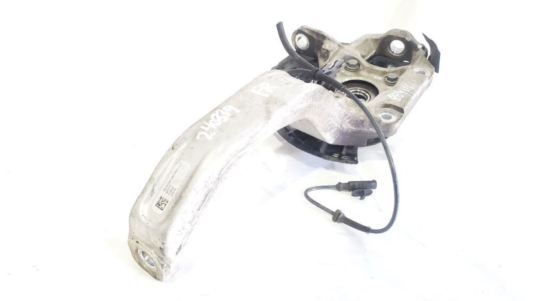 Maserati Levante 2017-2022 Front Right Steering knuckle P/N 670032052
