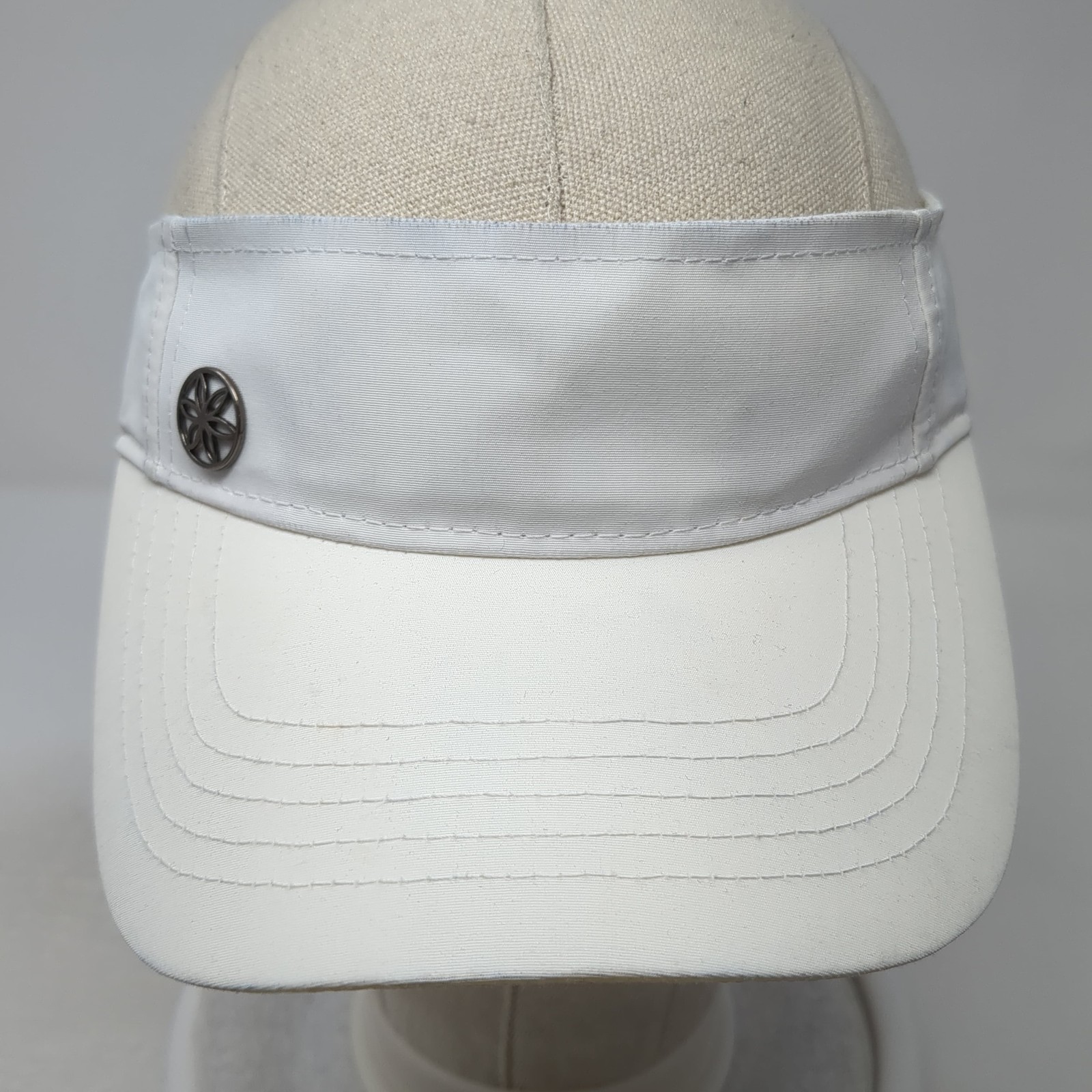 Gaiam Slideback Visor Hat Solid White One Size Ad… - image 2