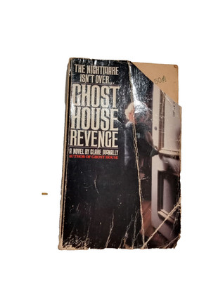 Ghost House Revenge by Clare McNally -  Bantam Horror - Paperbacks from Hell