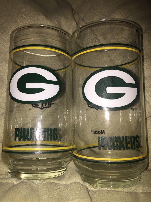 Set of 2 GREEN BAY PACKER GLASSES - NFL - MOBIL