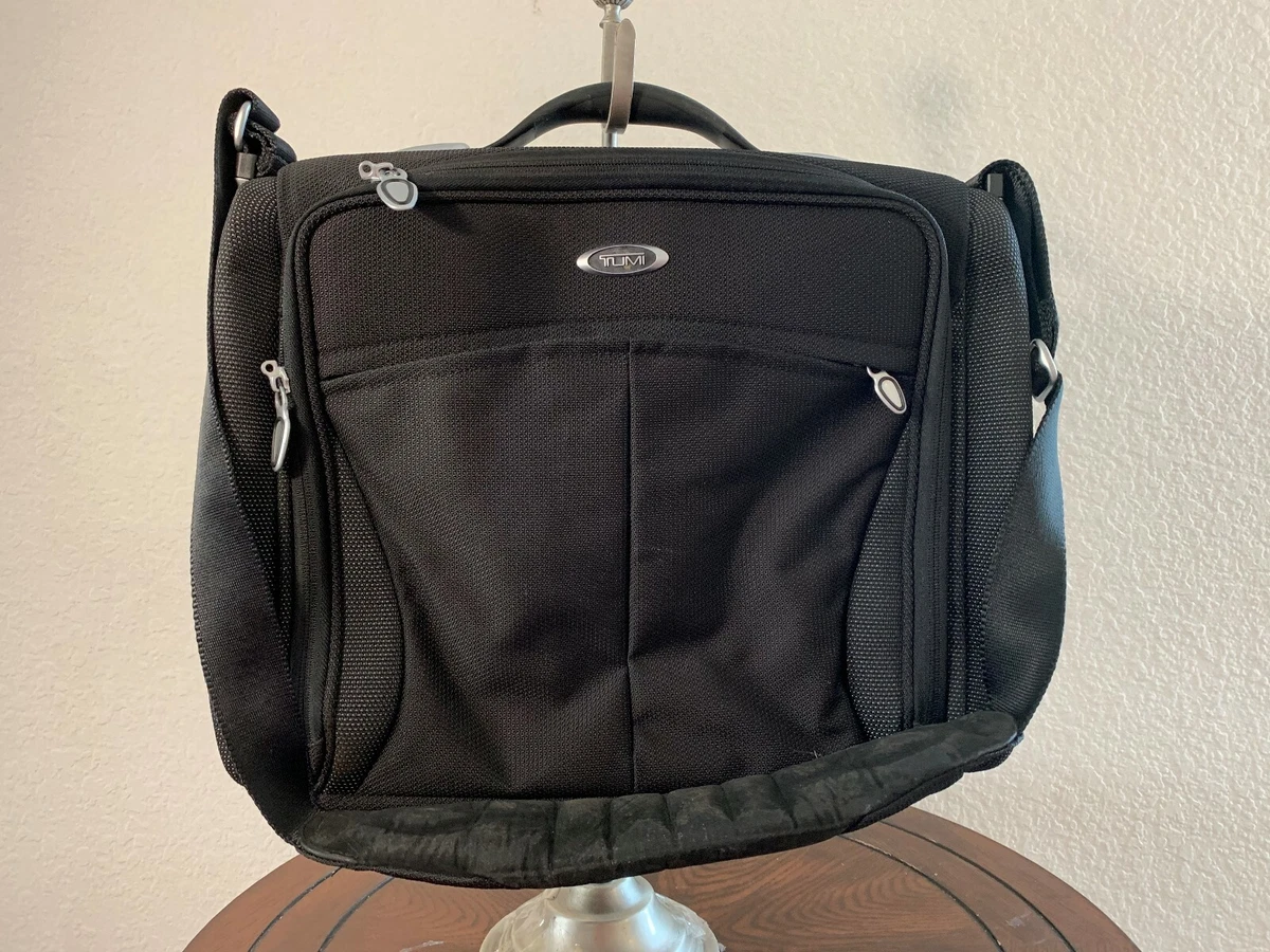 TUMI T3 Ballistic Nylon messenger overnight cabin bag 16