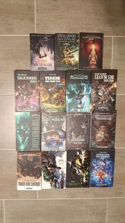 Warhammer KONVOLUT 15 BÜCHER AUS 40K & AGE OF SIGMAR & OLD WORLD