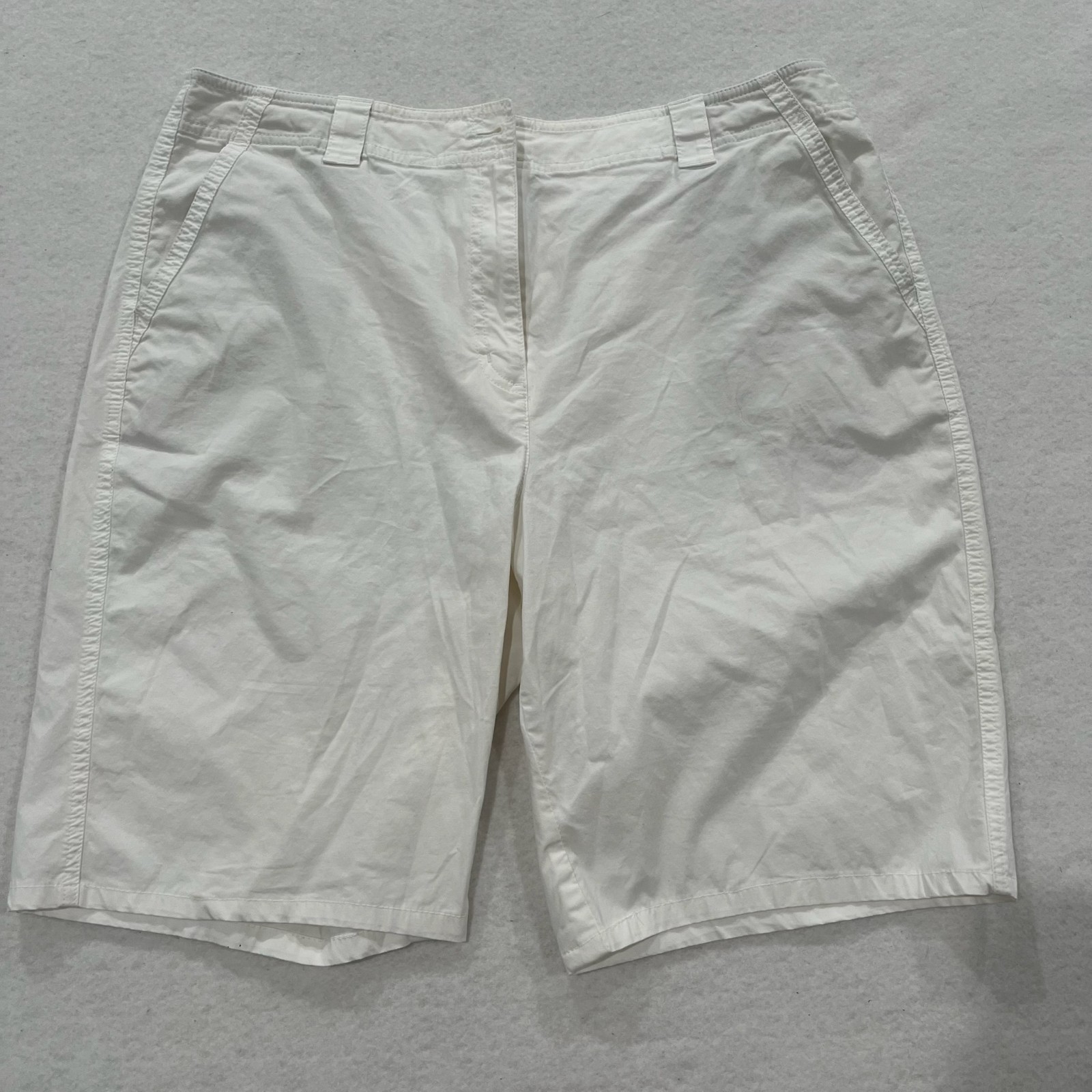 Talbots Vintage Shorts 16 White Classic Bermuda Stretch Cotton Timeless Style